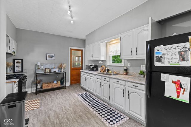 401 N East Street, Greenfield, IN 46140