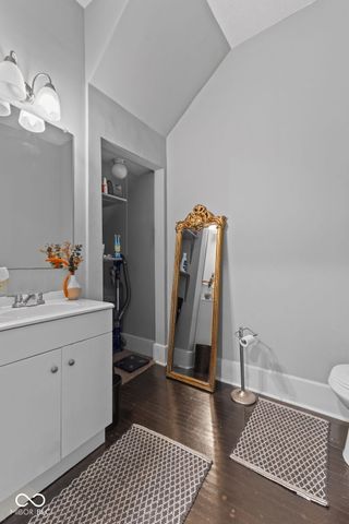 401 N East Street, Greenfield, IN 46140