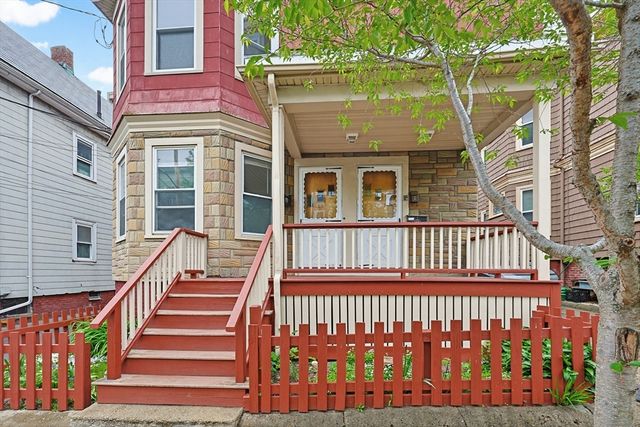 32 Stone Ave, Somerville, MA 02143