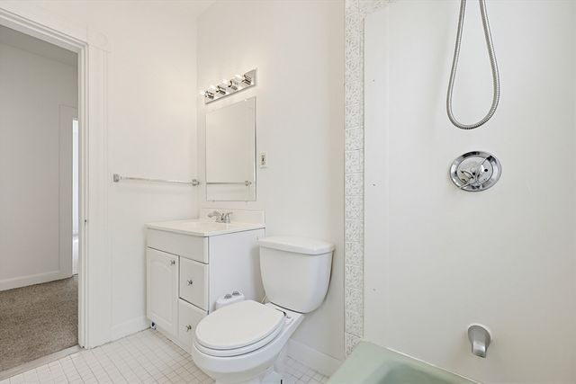 32 Stone Ave, Somerville, MA 02143