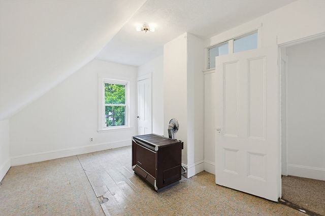 32 Stone Ave, Somerville, MA 02143