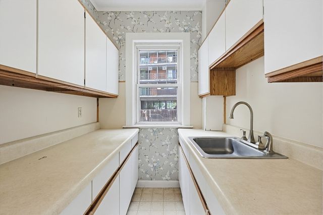 32 Stone Ave, Somerville, MA 02143