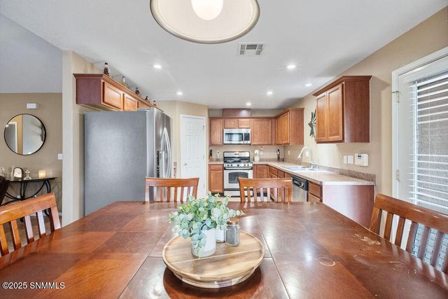 2921 San Miguel Court, Las Cruces, NM 88007