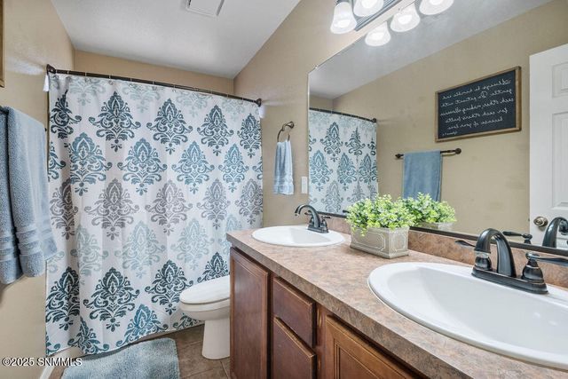 2921 San Miguel Court, Las Cruces, NM 88007