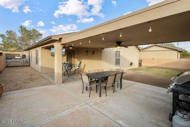 2921 San Miguel Court, Las Cruces, NM 88007