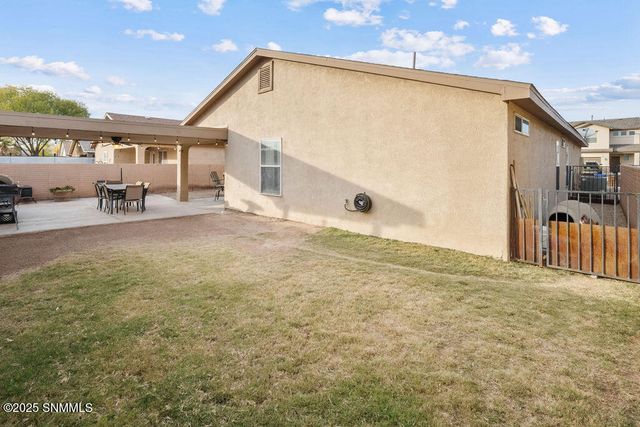 2921 San Miguel Court, Las Cruces, NM 88007