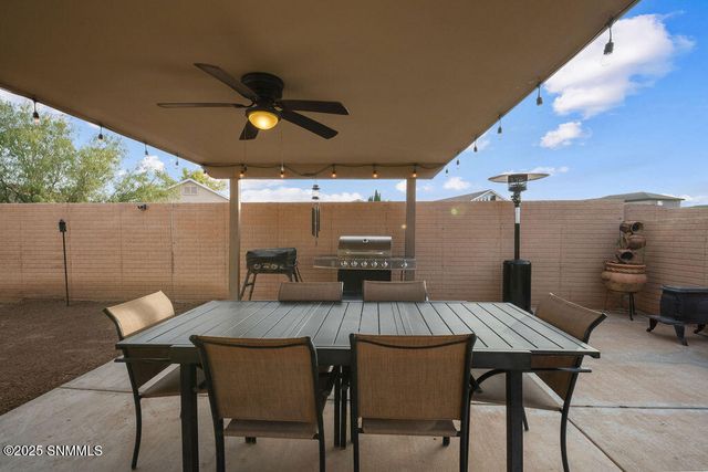 2921 San Miguel Court, Las Cruces, NM 88007