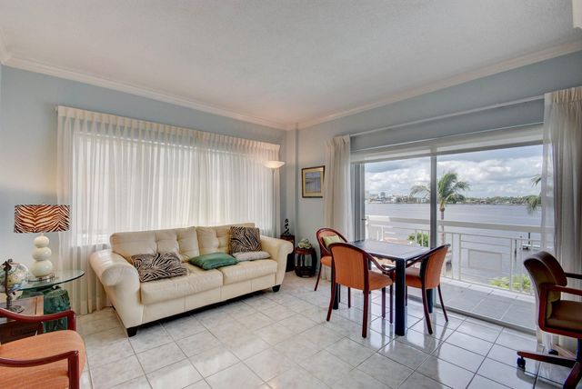 250 Bradley Place 408, Palm Beach, FL 33480