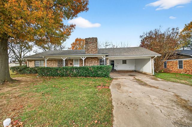 800 Carver Street, Whitesboro, TX 76273