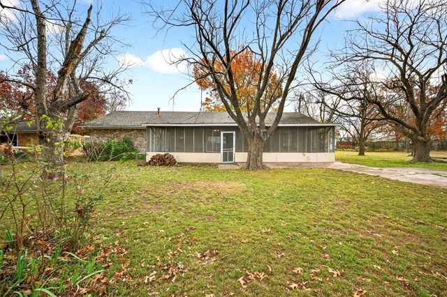 800 Carver Street, Whitesboro, TX 76273