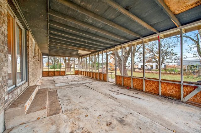 800 Carver Street, Whitesboro, TX 76273