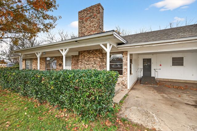 800 Carver Street, Whitesboro, TX 76273