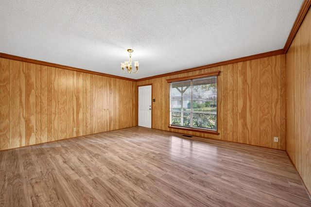 800 Carver Street, Whitesboro, TX 76273