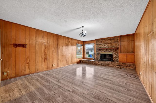 800 Carver Street, Whitesboro, TX 76273