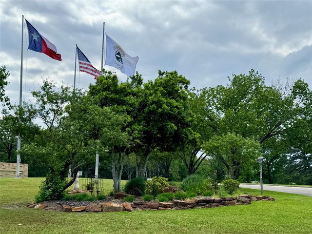 1380 Cardinal Lane, Trinity, TX 75862