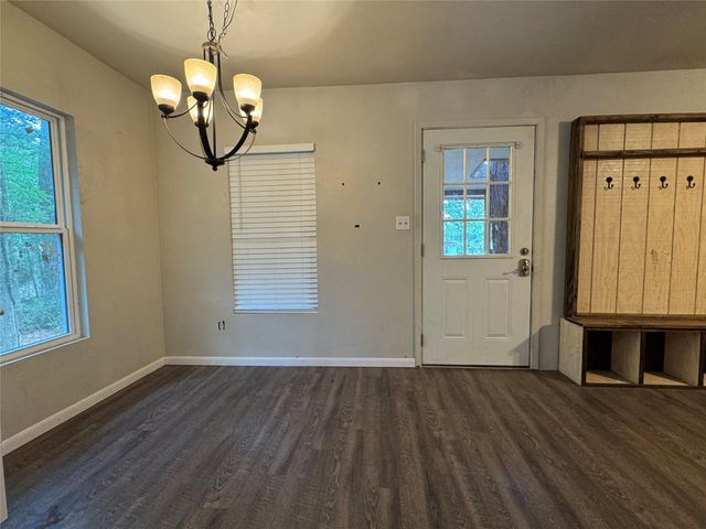 1380 Cardinal Lane, Trinity, TX 75862