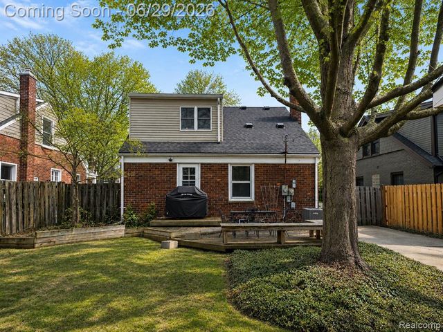 1646 S Bates Street, Birmingham, MI 48009