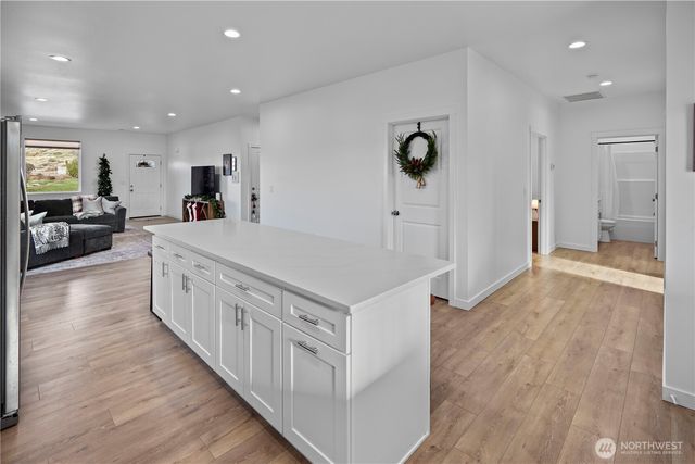 627 NE 3rd Avenue, Soap Lake, WA 98851