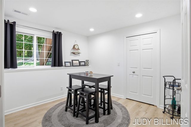 437 Amity Street, Douglas, MI 49406