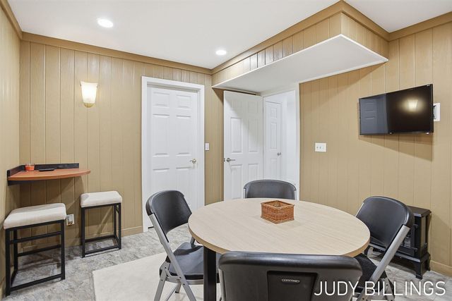 437 Amity Street, Douglas, MI 49406