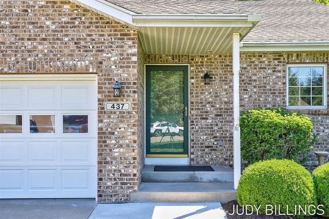 437 Amity Street, Douglas, MI 49406
