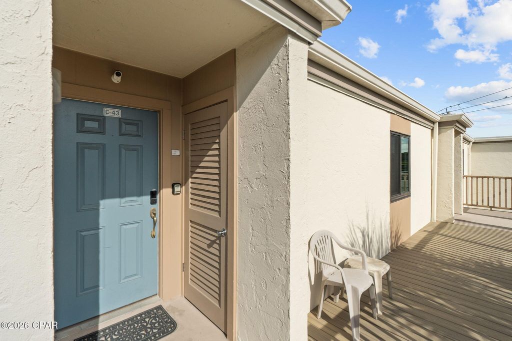 Image 5 of property listing at 8727 Thomas Drive C43, Panama City Beach, FL 32408