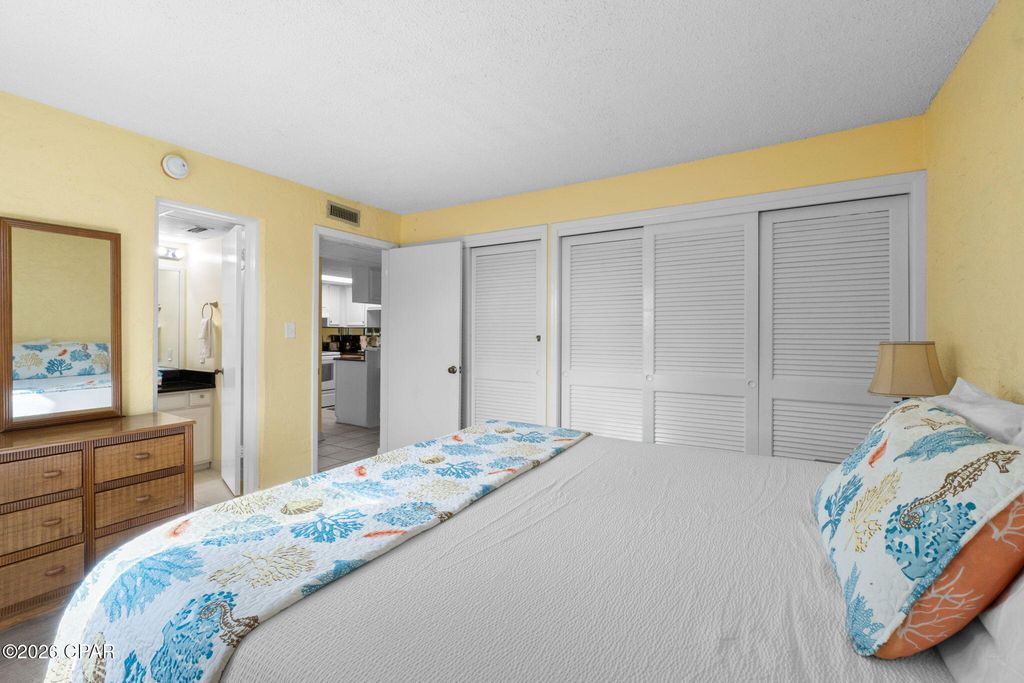 Image 9 of property listing at 8727 Thomas Drive C43, Panama City Beach, FL 32408