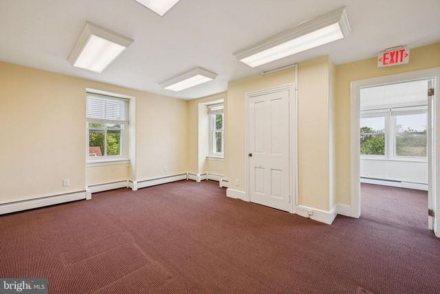 210 W MAIN ST, Moorestown, NJ 08057