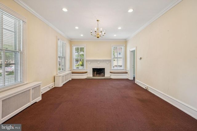 210 W MAIN ST, Moorestown, NJ 08057