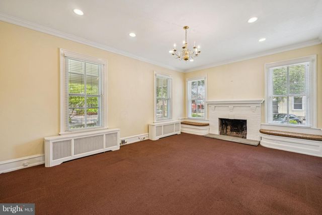210 W MAIN ST, Moorestown, NJ 08057