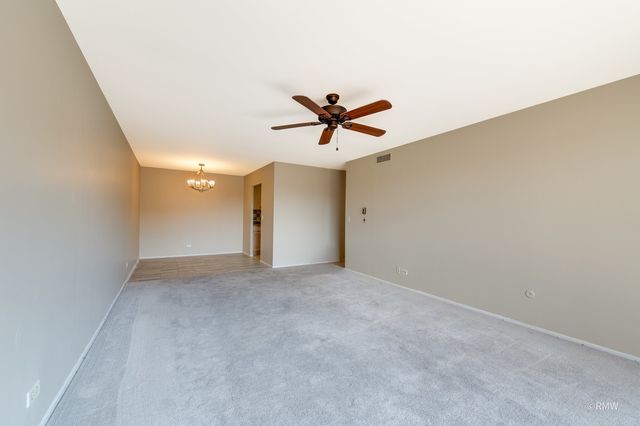 840 Wellington Avenue 318, Elk Grove Village, IL 60007