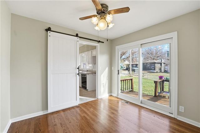 311 NE Arlington Circle, Lee's Summit, MO 64063