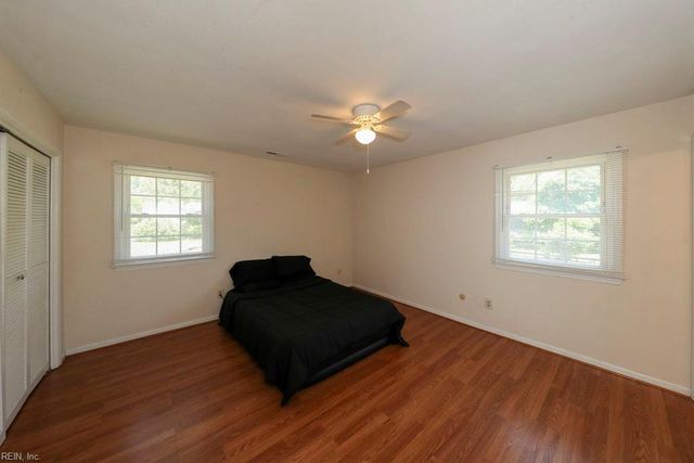 2113 Hollins CT, Chesapeake, VA 23320