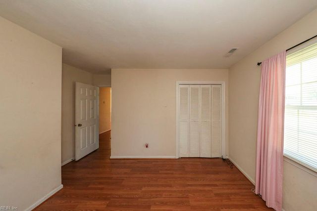 2113 Hollins CT, Chesapeake, VA 23320