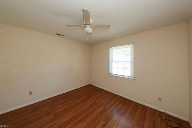 2113 Hollins CT, Chesapeake, VA 23320