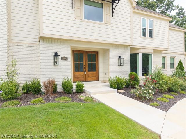 9801 Wellington Way, Fort Smith, AR 72908