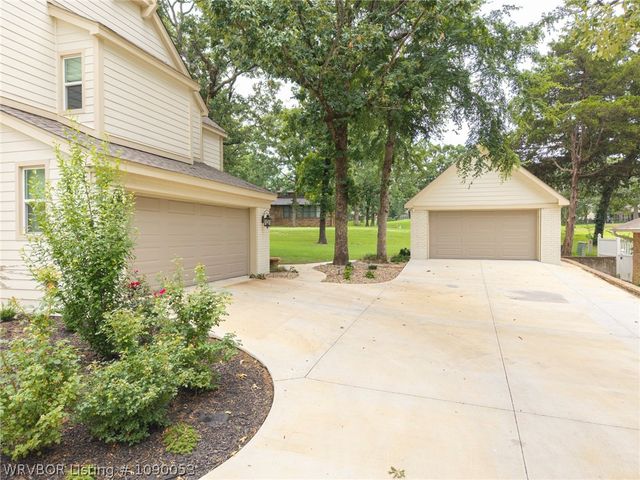 9801 Wellington Way, Fort Smith, AR 72908