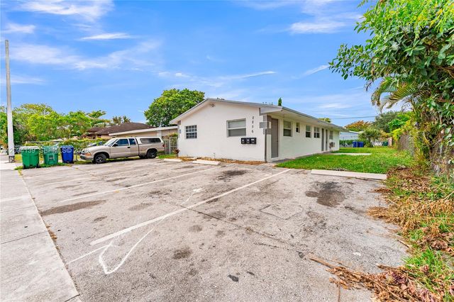 2856 NW 14th St 1, Fort Lauderdale, FL 33311