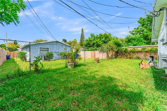 2856 NW 14th St 1, Fort Lauderdale, FL 33311