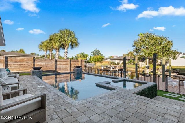 4141 COQUINA Drive, Jacksonville Beach, FL 32250