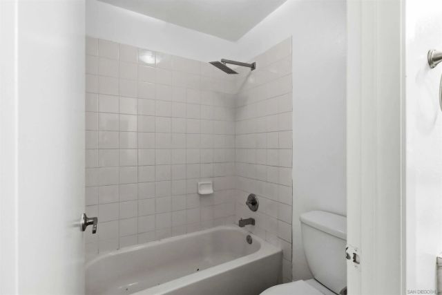 2425 Cranston Dr. 34, Escondido, CA 92025
