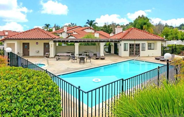 2425 Cranston Dr. 34, Escondido, CA 92025