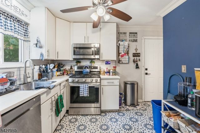 46 Pershing Pl, Woodland Park, NJ 07424