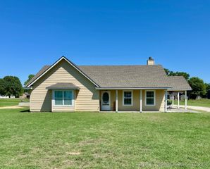1700 Nance Road, Kingston, OK 73439