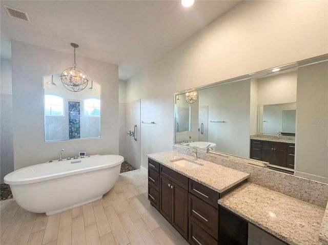 4921 DECKSIDE LOOP, Lakeland, FL 33812