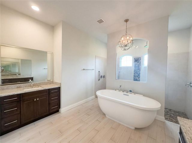 4921 DECKSIDE LOOP, Lakeland, FL 33812