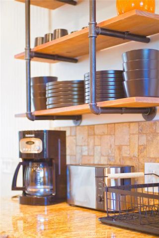 1604 Blackbird, Wrightwood, CA 92397