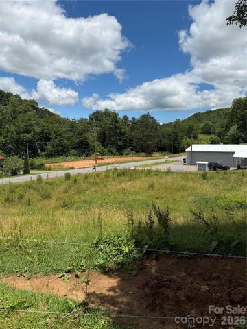 691 Old Balsam Road, Waynesville, NC 28786