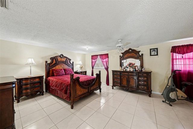 6807 DICKINSON COURT, Tampa, FL 33634