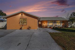 6807 DICKINSON COURT, Tampa, FL 33634